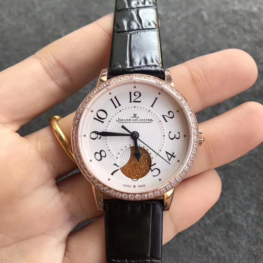 2017日內瓦錶展積家約會系列大月相鉆圈金殼皮帶女士精仿手錶